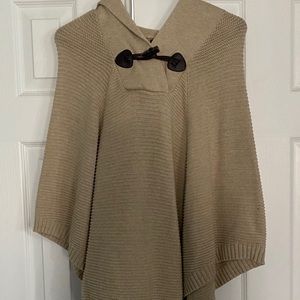 Banana Republic Poncho Women’s Size Medium